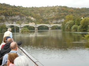 Croisière sur le lot entre le pont Valentré de Cahors et Parnac. 2