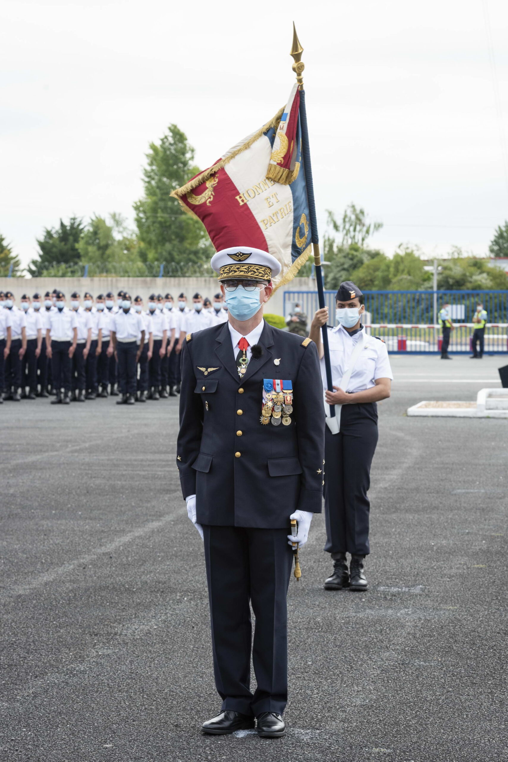 L’ADIEU AUX ARMES DU GENERAL DE CORPS AERIEN DIDIER LOOTEN (P87) 1